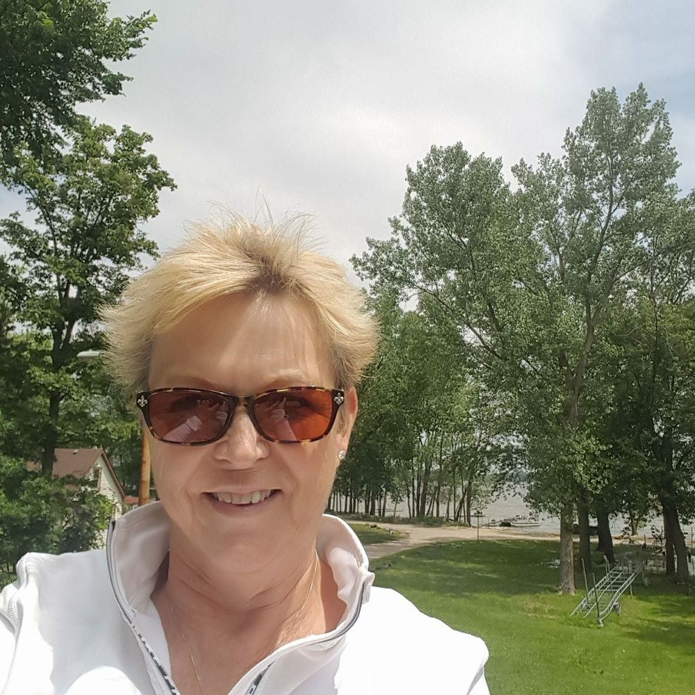 Meet your Posher, Dianne